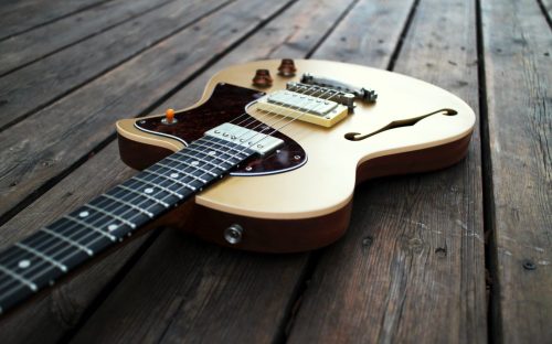 La Grange custom handmade guitars - Grand Wheel - Gold